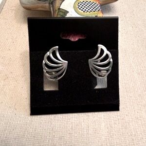 Retired James Avery openwork wing earrings
